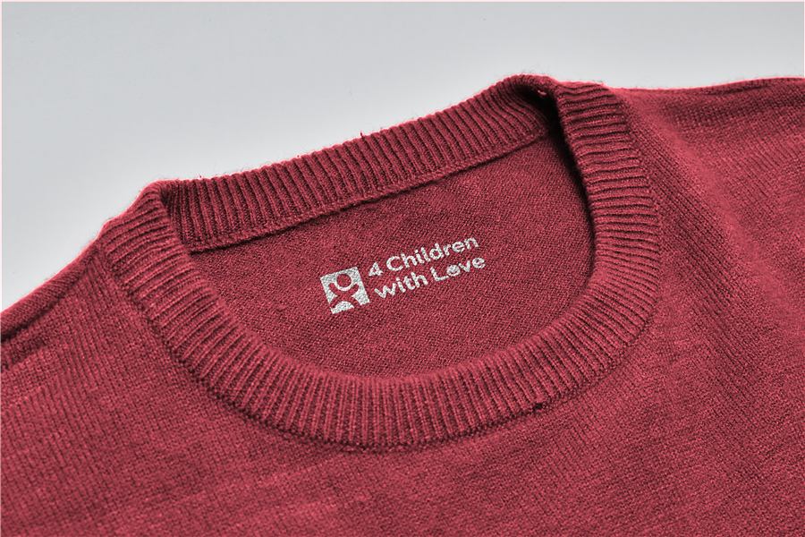 Suéter 4 Children with Love