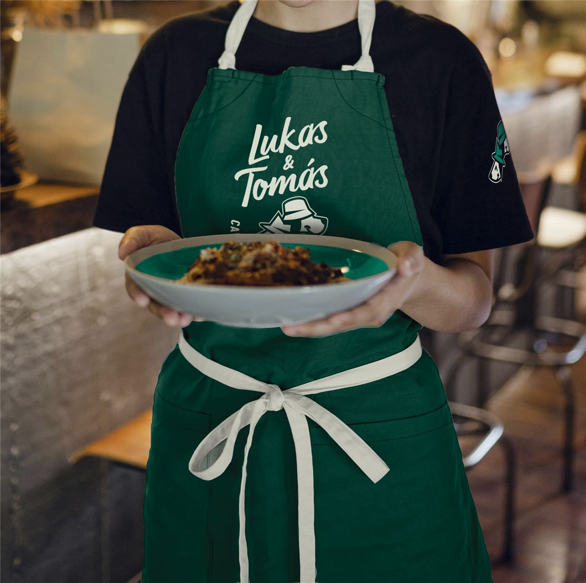 Mandil Lukas y Tomás